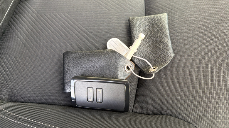 Renault Trafic Swb Diesel SL30 Blue dCi 170 Extra Sport [Safety] Van EDC